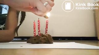 A cake made of poop
