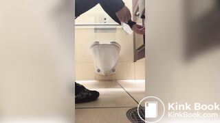 Gigantic public deuce