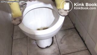 pooping - video 179