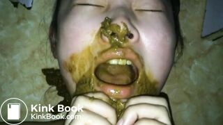 Busty Amateur Gets More Than A Mouthful - video 2