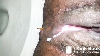 Sexy pooping - video 56