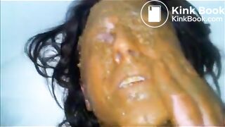 Wife gets pooped on and enjoys a fierce orgasm rubbing one out - video 4