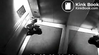 woman pooping in public 6