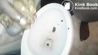 My girlfriend shitting on my big cock