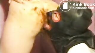 German girl gets her dirty ass licked