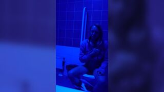 Girl Shitting Hard