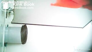 Pooping chinese girls toilet