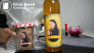 A bottle of pis and a jar of shit, ready to deliver