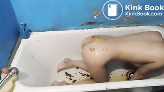Enema bathtub colon cleaning