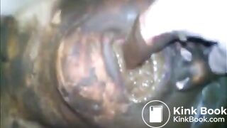 Wife gets pooped on and enjoys a fierce orgasm rubbing one out - video 2
