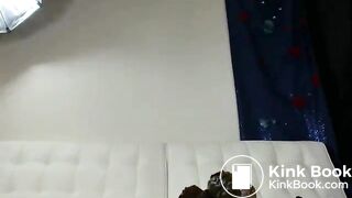 Sexy black girl shitting - video 2