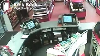 woman pooping in public 4