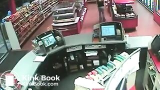 woman pooping in public 4