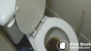 MILF talks dirty, farts and shits