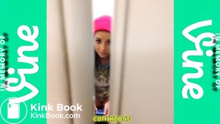 Girl nice ass pooping