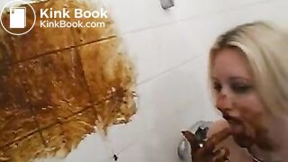 Blonde cunt licks up own shit