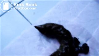 Girl gently shitting on TP (original content)