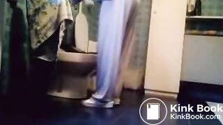 Francesca Spied While Pooping