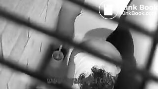 3 Girls pooping in the same toilet