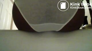 Girl poops and pees her white panties - video 2