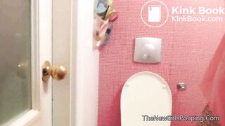 Toilets - American Long Haired Teen Pooping [3]