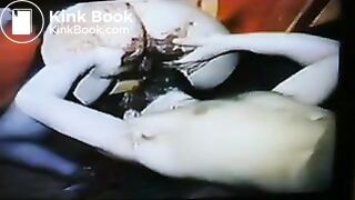 Sexy girl pooping - video 9