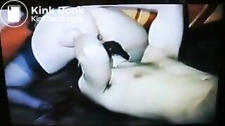 Sexy girl pooping - video 9