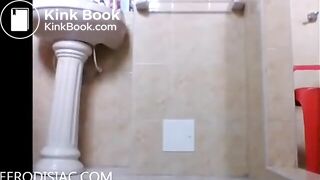 SEXY novinha shits at home then eats