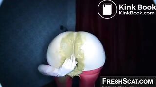 Sexy Girl Shits Her Red Stockings On Live Webcam