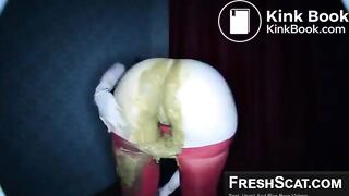 Sexy Girl Shits Her Red Stockings On Live Webcam