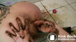 Scat slut - video 3