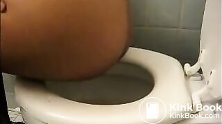 Her runny gassy watery poops and moaning make me crazy