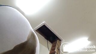 Very Sexy girl poo accident - video 2