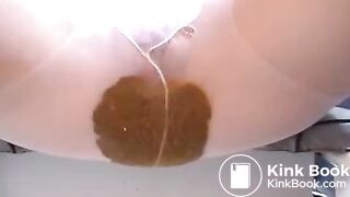 PantyPoop009
