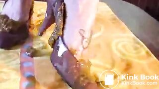 shits in heels n walks in them