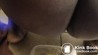 Ebony girl pooping and smearing