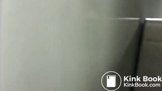 Girls pooping on the toliet - video 14