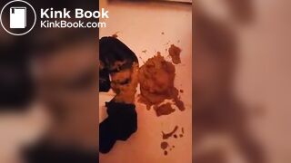 Huge Dump in Pantyhose