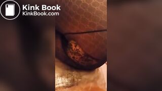 Huge Dump in Pantyhose