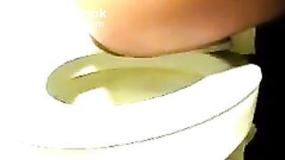 Girl pooping compilation