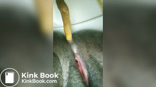 Chubby ebony girl shits