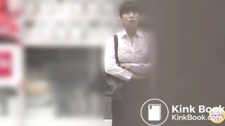 Diarrhea in toilet - video 3