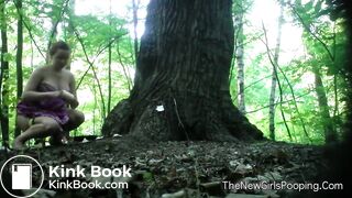 Pregnant Babe Outside Shitting