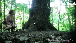 Pregnant Babe Outside Shitting