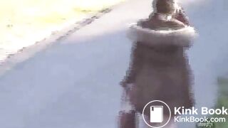 Japanese girls pooping in the public park