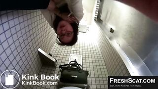 Japanese scat close-up - video 2