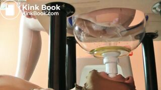 WOULD YOU SWALLOW ALL FROM THIS ASS?! HE DOES!