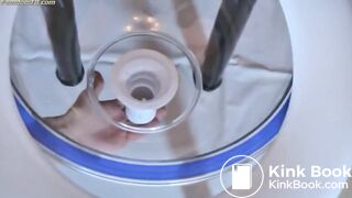 WOULD YOU SWALLOW ALL FROM THIS ASS?! HE DOES!