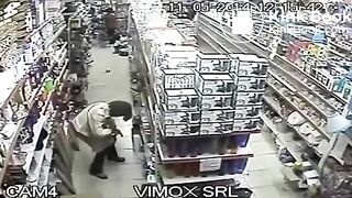 woman pooping in public 5