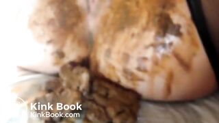 Blonde Heide Dildo Scat Masturbating